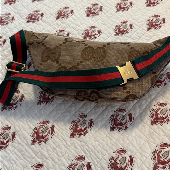 Gucci Beige/Brown GG Canvas Belt Bag authenticity unknown - Picture 2 of 3